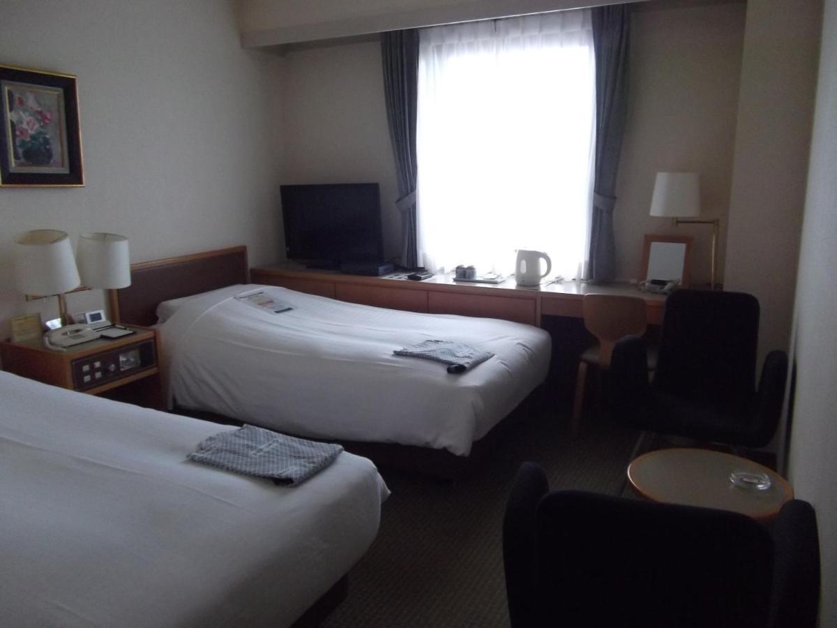 Ichikawa Grand Hotel Exterior photo